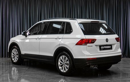 Volkswagen Tiguan II, 2020 год, 2 459 000 рублей, 2 фотография