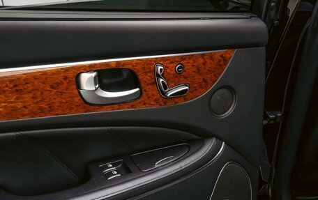 Hyundai Equus II, 2012 год, 1 320 000 рублей, 26 фотография