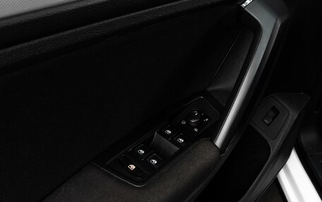 Volkswagen Tiguan II, 2020 год, 2 459 000 рублей, 22 фотография