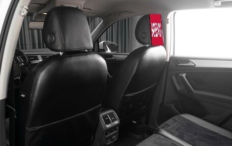 Volkswagen Tiguan II, 2020 год, 2 459 000 рублей, 11 фотография