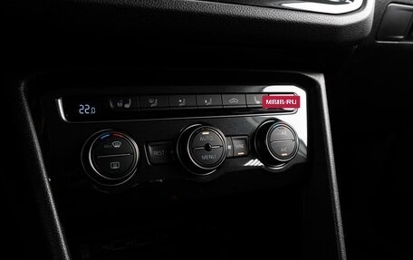 Volkswagen Tiguan II, 2020 год, 2 459 000 рублей, 16 фотография