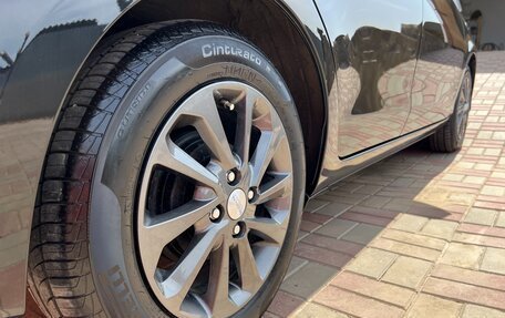 Toyota Vitz, 2018 год, 1 200 000 рублей, 6 фотография