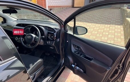 Toyota Vitz, 2018 год, 1 200 000 рублей, 10 фотография