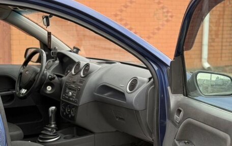 Ford Fiesta, 2007 год, 355 000 рублей, 24 фотография