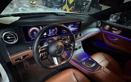 Mercedes-Benz E-Класс, 2021 год, 5 700 000 рублей, 3 фотография