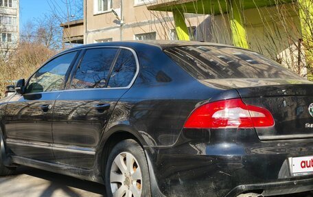 Skoda Superb III рестайлинг, 2012 год, 750 000 рублей, 3 фотография