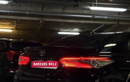 Toyota Camry, 2019 год, 3 050 000 рублей, 7 фотография