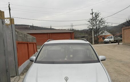 Volkswagen Touran III, 2003 год, 380 000 рублей, 4 фотография