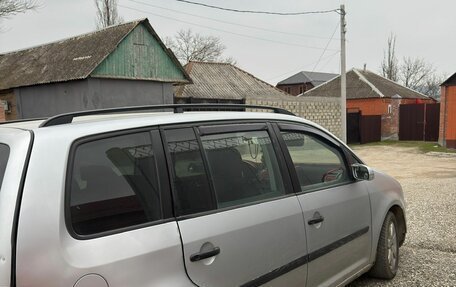 Volkswagen Touran III, 2003 год, 380 000 рублей, 3 фотография