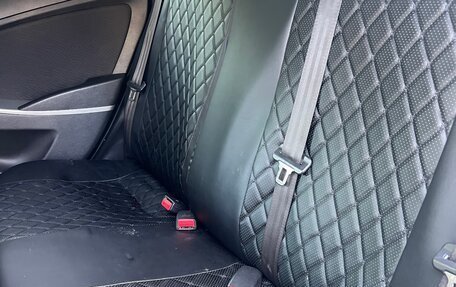 Hyundai Solaris II рестайлинг, 2011 год, 695 000 рублей, 8 фотография