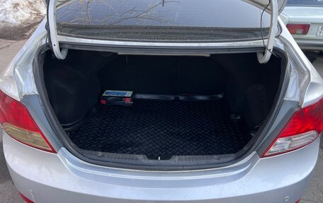 Hyundai Solaris II рестайлинг, 2011 год, 695 000 рублей, 9 фотография