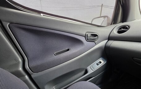 Daihatsu YRV I, 2001 год, 270 000 рублей, 11 фотография