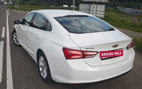 Chevrolet Malibu IX, 2019 год, 1 620 000 рублей, 2 фотография