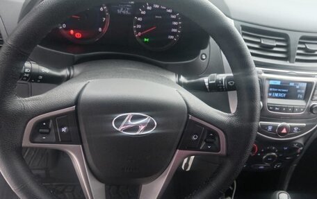 Hyundai Solaris II рестайлинг, 2014 год, 1 150 000 рублей, 2 фотография