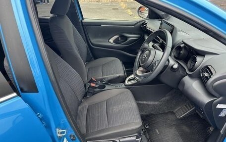 Toyota Yaris, 2023 год, 1 100 060 рублей, 12 фотография