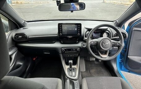 Toyota Yaris, 2023 год, 1 100 060 рублей, 15 фотография