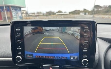 Toyota Yaris, 2023 год, 1 100 060 рублей, 19 фотография