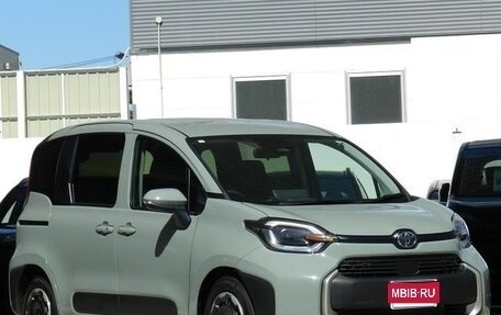 Toyota Sienta, 2023 год, 1 300 060 рублей, 1 фотография