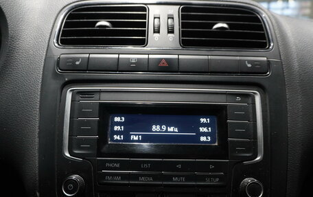 Volkswagen Polo VI (EU Market), 2016 год, 855 000 рублей, 19 фотография