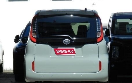 Toyota Sienta, 2023 год, 1 300 060 рублей, 5 фотография