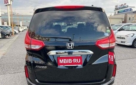 Honda Freed II, 2023 год, 1 380 060 рублей, 5 фотография