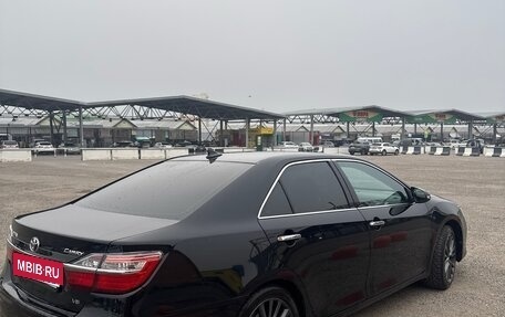 Toyota Camry, 2015 год, 2 250 000 рублей, 2 фотография