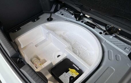 Toyota Yaris, 2022 год, 872 000 рублей, 20 фотография