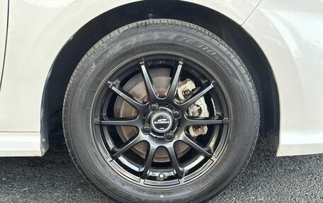 Toyota Yaris, 2022 год, 872 000 рублей, 24 фотография