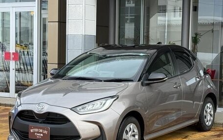 Toyota Yaris, 2022 год, 862 000 рублей, 5 фотография