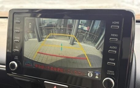 Toyota Yaris, 2022 год, 862 000 рублей, 11 фотография