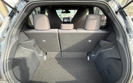 Toyota Yaris, 2022 год, 862 000 рублей, 18 фотография