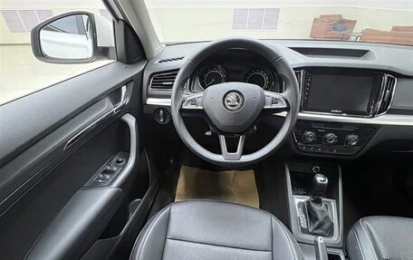 Skoda Kamiq I, 2022 год, 1 880 000 рублей, 10 фотография