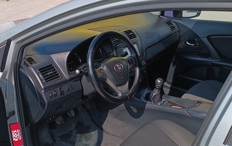 Toyota Avensis III рестайлинг, 2009 год, 920 000 рублей, 14 фотография