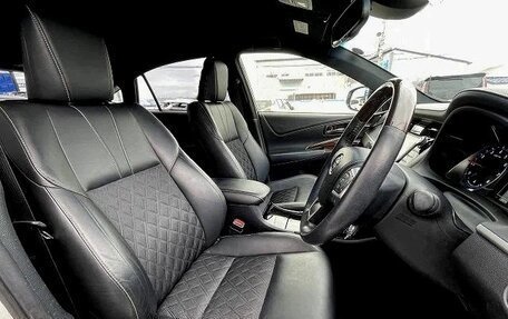 Toyota Harrier, 2018 год, 2 252 000 рублей, 9 фотография