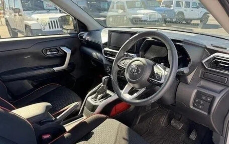 Toyota Raize I, 2022 год, 1 300 060 рублей, 12 фотография