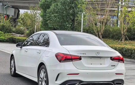 Mercedes-Benz A-Класс, 2022 год, 1 890 060 рублей, 4 фотография