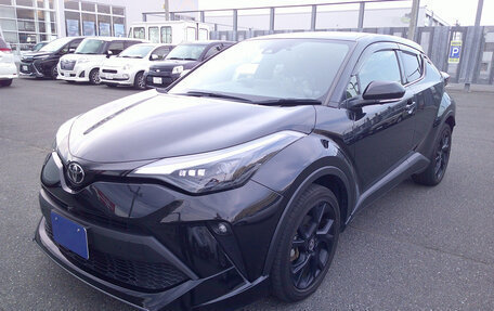 Toyota C-HR I рестайлинг, 2023 год, 2 051 000 рублей, 3 фотография