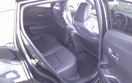 Toyota C-HR I рестайлинг, 2023 год, 2 051 000 рублей, 20 фотография