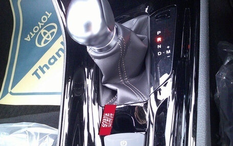 Toyota C-HR I рестайлинг, 2023 год, 2 051 000 рублей, 17 фотография