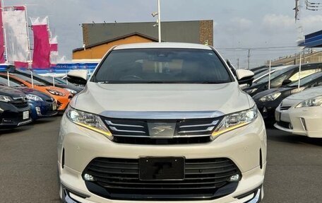 Toyota Harrier, 2020 год, 2 396 000 рублей, 2 фотография