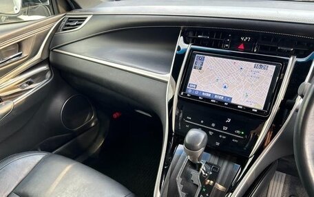 Toyota Harrier, 2020 год, 2 396 000 рублей, 12 фотография