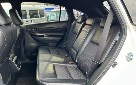 Toyota Harrier, 2020 год, 2 396 000 рублей, 15 фотография