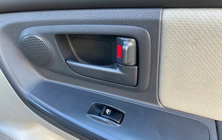 KIA Cerato I, 2005 год, 300 000 рублей, 14 фотография