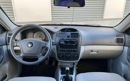 KIA Cerato I, 2005 год, 300 000 рублей, 10 фотография