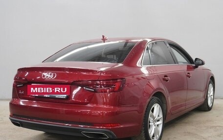 Audi A4, 2019 год, 2 390 000 рублей, 5 фотография