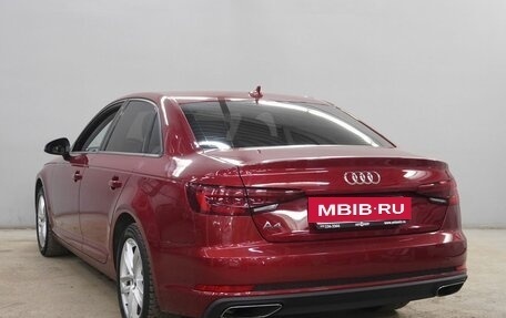 Audi A4, 2019 год, 2 390 000 рублей, 7 фотография