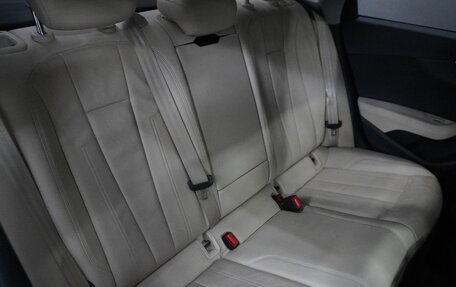 Audi A4, 2019 год, 2 390 000 рублей, 13 фотография