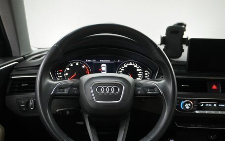 Audi A4, 2019 год, 2 390 000 рублей, 15 фотография