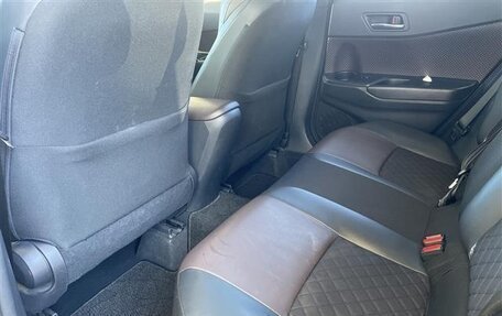 Toyota C-HR I рестайлинг, 2018 год, 1 560 000 рублей, 26 фотография