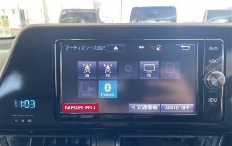 Toyota C-HR I рестайлинг, 2018 год, 1 560 000 рублей, 17 фотография